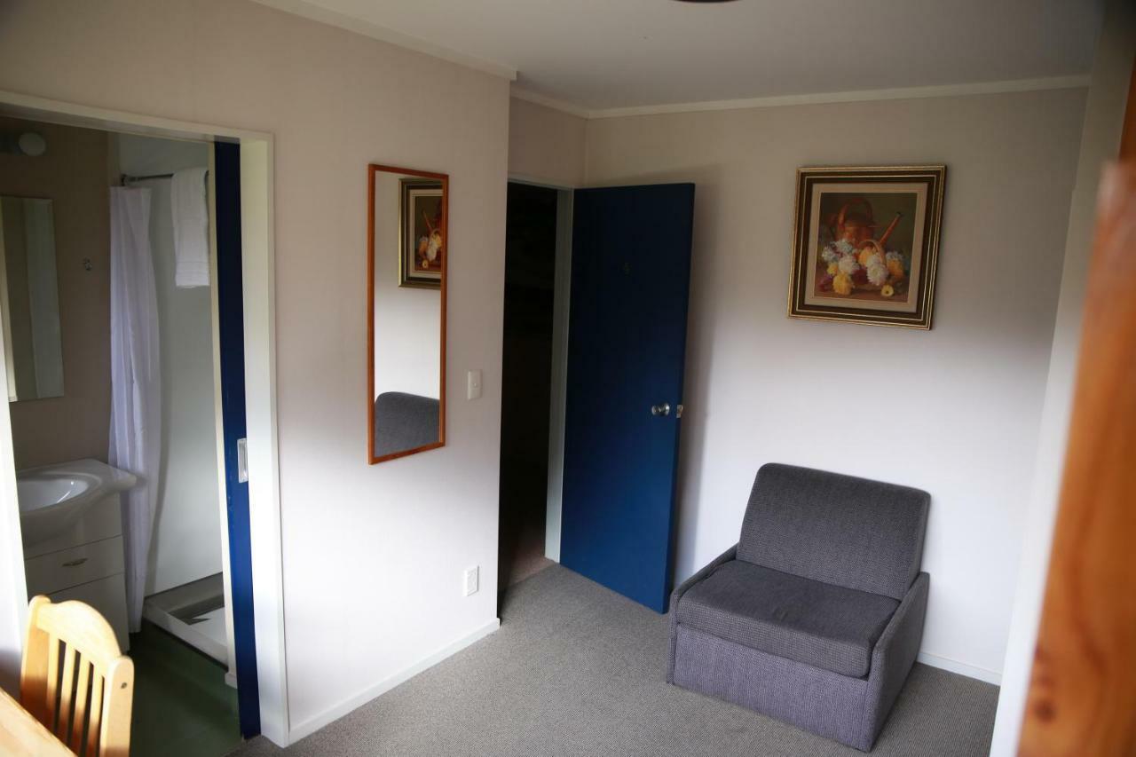 Hotel Tussock Grove à Ohakune Extérieur photo